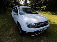 Used Dacia Duster Lauréate 110 HP (80 kW) 2015 White SUV