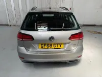 Used VW Golf VII SE 130 HP (95 kW) 2018 Silver Estate