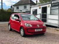 Begagnad VW up! move up! 60 HK (44 kW) 2015 Röd Halvkombi