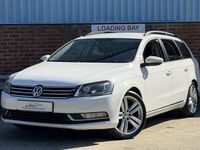 Used VW Passat Executive 140 HP (102 kW) 2014 White Estate