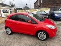Used Ford Ka Zetec 69 HP (50 kW) 2014 Red Hatchback