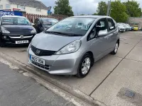 Używany Honda Jazz ES 99 KM (72 kW) 2012 Srebrny Hatchback
