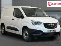 Used Vauxhall Combo 100 kW (136 HP) 2024 White MPV