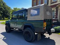 used Land Rover Defender 110 2.5 TD5 Black Double Cab