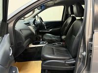Used Nissan Navara Tekna 190 HP (139 kW) 2017 Grey Pickup