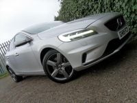 Used Volvo V40 R-Design 122 HP (89 kW) 2019 Silver Hatchback