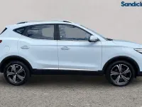 Käytetty MG ZS Excite 106 HP (77 kW) 2024 Katumaasturi