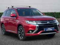 Used Mitsubishi Outlander P-HEV 2016 Red Estate