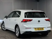 Second-hand VW Golf VIII Life 150 CP (110 kW) 2022 Alb Hatchback