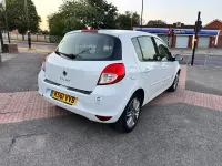 Used Renault Clio Dynamique 2011 White Hatchback