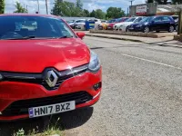 Used Renault Clio Dynamique 75 HP (55 kW) 2017 Red Hatchback