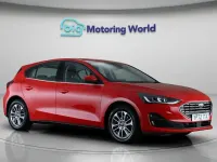 Used Ford Focus Titanium 155 HP (114 kW) 2022 Red Hatchback