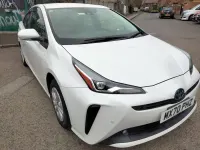 Used Toyota Prius 140 HP (102 kW) 2026 White Hatchback