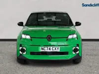 Used Renault R5 Komfort 110 kW (150 HP) 2025 Green/black Hatchback