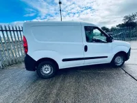 Used Vauxhall Combo 2014 White MPV