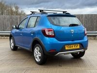 Used Dacia Sandero Stepway Ambiance 90 HP (66 kW) 2014 Blue Hatchback