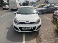 Used Kia Rio 85 HP (62 kW) 2014 White Hatchback