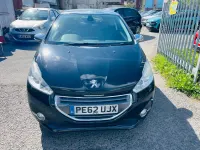 Used Peugeot 208 Allure 68 HP (50 kW) 2012 Black Hatchback