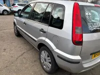 Used Ford Fusion 2005 Silver Hatchback