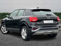 Begagnad Audi Q2 Sport 113 HK (83 kW) 2022 Svart SUV