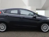Used Ford Fiesta Titanium 75 HP (55 kW) 2013 Black Hatchback