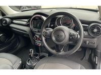 Gebraucht Mini Cooper Pepper 122 PS (89 kW) 2018 Silber Kleinwagen