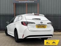 Used Toyota Corolla 122 HP (89 kW) 2022 White Van