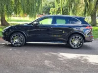 Used Porsche Cayenne 416 HP (305 kW) 2016 Black SUV