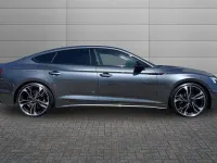 Begagnad Audi A5 Black Edition 150 HK (110 kW) 2023 Grå Sportkupé