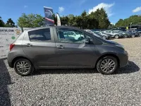 Used Toyota Yaris 99 HP (72 kW) 2016 Grey Hatchback