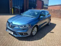 Used Renault Mégane GrandTour Dynamique 110 HP (80 kW) 2017 Blue Estate
