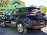 Usado Vauxhall Grandland X S 120 HP (88 kW) 2018 Preto SUV