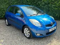 Used Toyota Yaris 2011 Blue Hatchback