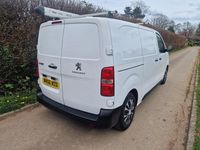 Used Peugeot Expert 2017 White Van