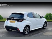 Used Toyota Yaris Hybrid 113 HP (83 kW) 2024 White Hatchback