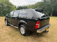 Used Toyota HiLux 171 HP (125 kW) 2015 Black Pickup