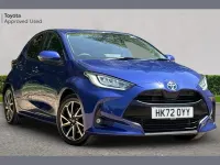Used Toyota Yaris Design 113 HP (83 kW) 2023 Blue Hatchback