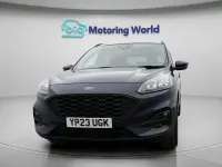 Usado Ford Kuga ST-Line 225 CV (165 kW) 2023 Azul SUV