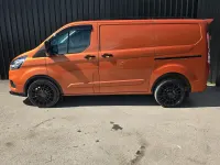 Used Ford Transit Custom Limited 130 HP (95 kW) 2022 Orange Van