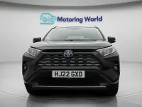 Usado Toyota RAV4 Design 218 HP (160 kW) 2025 SUV