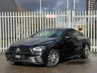 Begagnad Mercedes E220 AMG Line Premium 2021 Svart Sportkupé