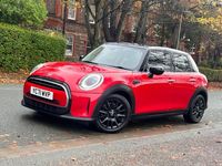 Used Mini Cooper Classic 136 HP (100 kW) 2021 Red Hatchback