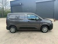 Used Peugeot Partner 100 HP (73 kW) 2019 Grey MPV