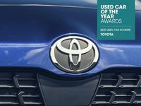 Used Toyota Yaris Hybrid Design 116 HP (85 kW) 2023 Silver metallic Hatchback