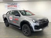 New Isuzu D-Max 2025 Silver Pickup