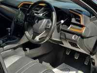 Used Honda Civic EX 129 HP (94 kW) 2017 Black Hatchback