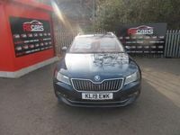 Usado Skoda Superb SE L Executive 190 CV (139 kW) 2019 Azul Familiar
