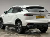 Used MG HS Trophy 170 HP (125 kW) 2024 Solid  white pearl SUV