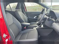 used Toyota Yaris Cross Estate 1.5 Hybrid Design 5dr CVT (Tech Pack)