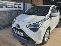 Used Toyota Aygo X-play 2018 White Hatchback